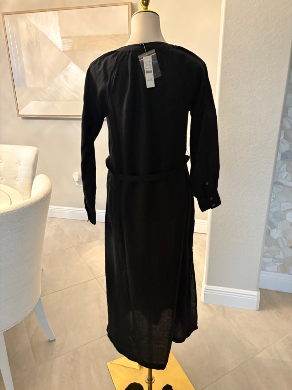 NWT Cabana dress in linen - Picture 7 of 9